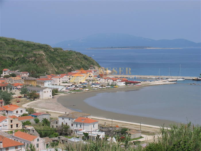 SUSAK, KAMENA KUĆA S OKUĆNICOM - cover