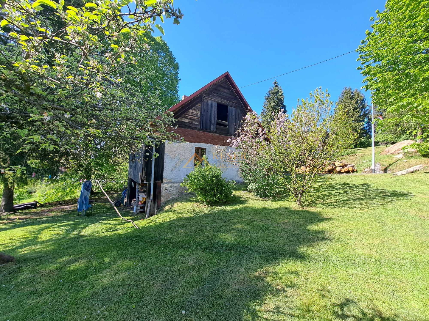 GORSKI KOTAR, KUĆA  ZA REKONSTRUKCIJU i 3900 m2 OKUĆNICE - cover