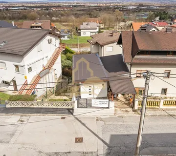 Adaptirana kuća s dva manja stana, Samobor