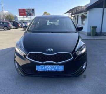 Kia Carens 1,7 CRDi LX eco - cover