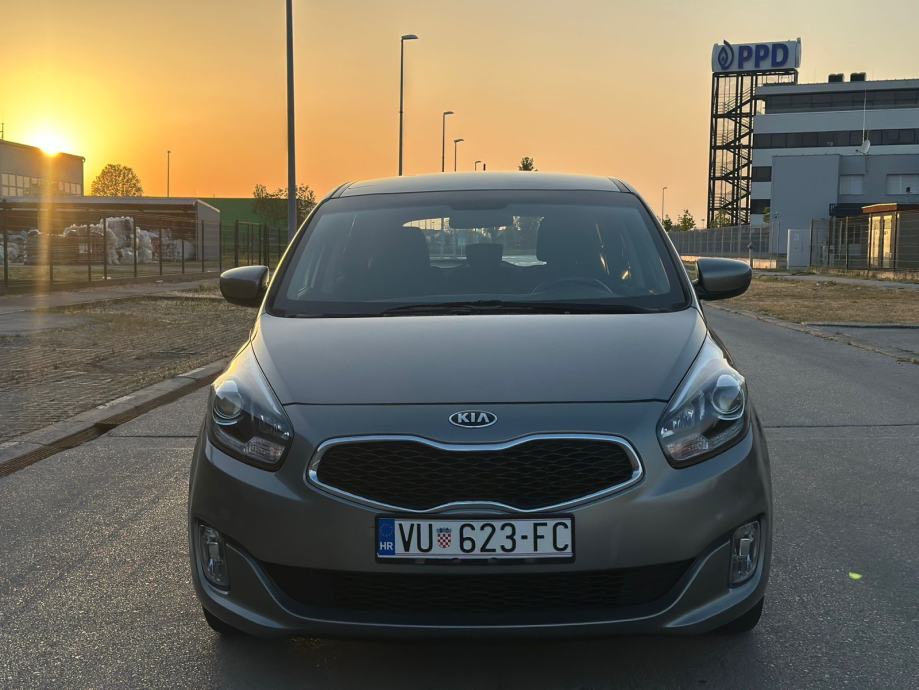 kia-carens-1.7-crdi-lx-slika-218347908