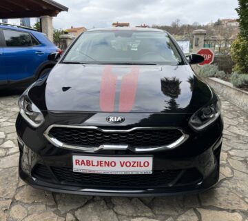 Kia Ceed 1,0 T-GDI 2021 god-1.vlasnik 17.581km - cover