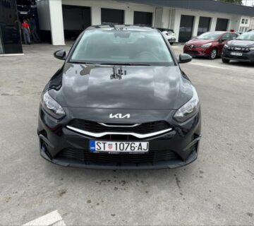 KIA CEED 1,5 T-GDI ISG LX CHAMPION M/T - cover