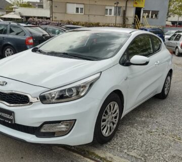 Kia Ceed (cee'd) 1,4 CRDi EX Alu PDC,KAMERA,NAVI - cover