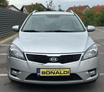 KIA CEED SPORTSWAGON 1,6 CRDI, 2011 GOD, SAČUVANA - cover
