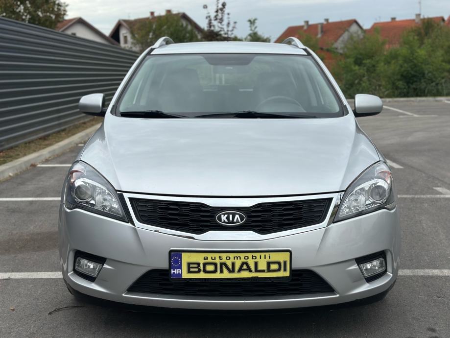 kia-ceed-sportswagon-1.6-crdi-2011-god-sacuvana-slika-203496224