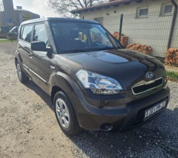 Kia Soul 1,6 CRDi - cover