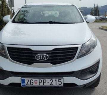 Kia Sportage 2WD 1,7 CRDi - cover