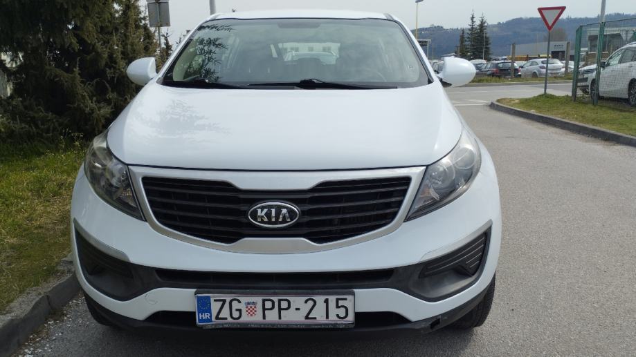 kia-sportage-2wd-1-7-crdi-slika-217927631