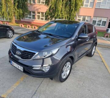 Kia Sportage 2WD 1,7 CRDi - cover