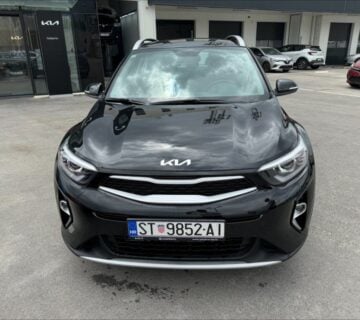 KIA STONIC 1,0 T-GDI (LP) LX URBAN M/T - cover