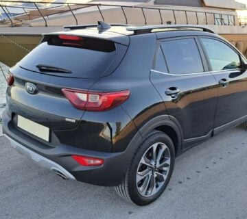 Kia Stonic 1,6 CRDi⭐️2019god,⭐️Ispis km.STANJE10/10,reg09/24 - cover