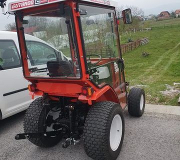 GUDBROD 4200H 4x4 mini traktor - cover
