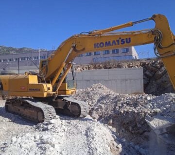 Komatsu PC 230 NLC-8 - cover
