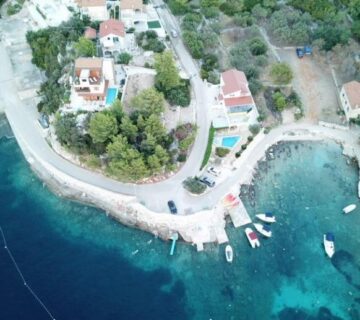 Korčula: GRAĐ. ZEMLJIŠTE SA GRAĐ.DOZVOLOM , 1. RED DO MORA, 1150 m2 - cover