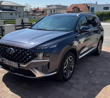 Hyundai Santa Fe 1,6 T-GDI HEV, 4WD, 7 sjedala, 4x4, registriran 06/26 - cover