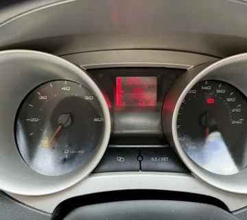 Seat ibiza 1.2. TDI ECO 2011G - cover