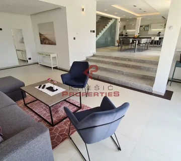 Luksuzna vila na otoku Lopud - cover