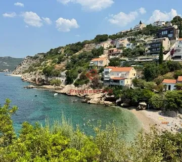 Vrbica, Nedovršen objekt 1. red do mora - cover