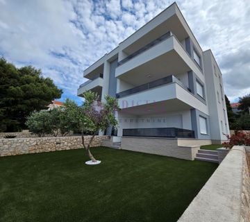 Otok Pag,Novalja,novogradnja, 3-s prizemlje 88m2, vrt - cover