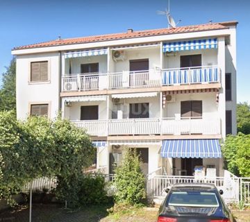 OTOK KRK, MALINSKA - apartman 20m2 s balkonom u neposrednoj blizini plaže  - cover