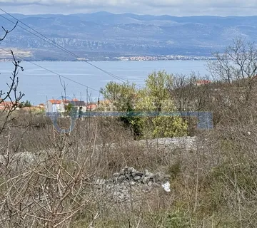 VRBNIK - VELIKO GRAĐEVINSKO ZEMLJIŠTE - cover