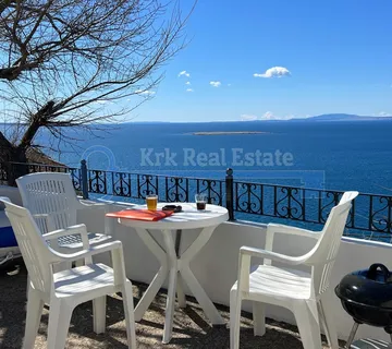 Stara Baška - Kuća U Nizu Sa Pogledom Na More - Stara Baška, Punat