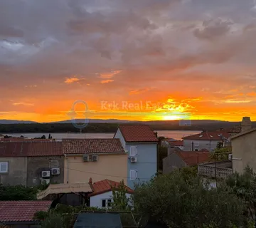 Punat-Renovirana Kamena Kuća