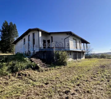 KARLOVAC - KUĆA ZA ADAPTACIJU - cover