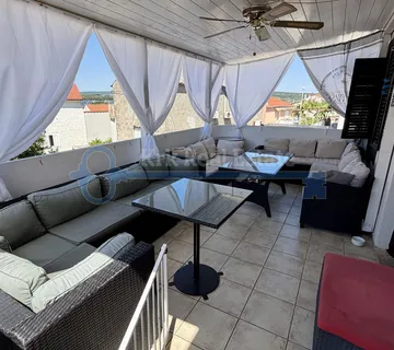 Punat-Kamena Apartmanska Kuća Sa 6 Apartmana