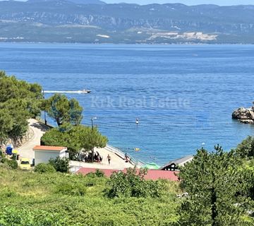  VRBNIK - APARTMANSKA KUĆA SA OTVORENIM POGLEDOM NA MORE - cover