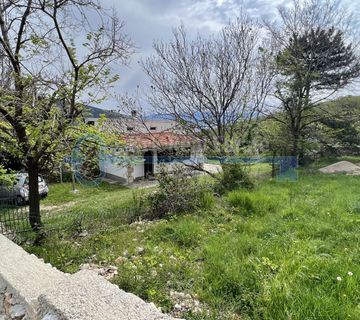  BAŠKA - KUĆA PRIZEMNICA SA LIJEPOM OKUĆNICOM - cover