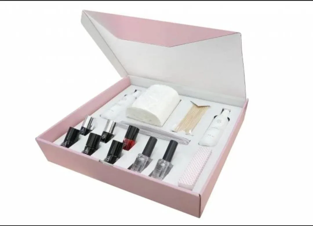 Prodajem set trajnih lakova Amazing Line + UV/LED lampa – komplet - cover