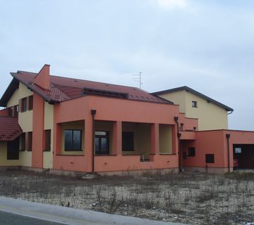 PRODAJA UGOSTITELJSKO-TURISTIČKOG OBJEKTA - cover