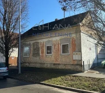 Kuća za adaptaciju, samostojeća: Beli Manastir, centar, 134.00 m2 (pro - Šećerana, Beli Manastir