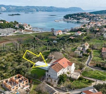 Kuća na atraktivnoj lokaciji, 240 m2, Lumbarda, otok Korčula - cover