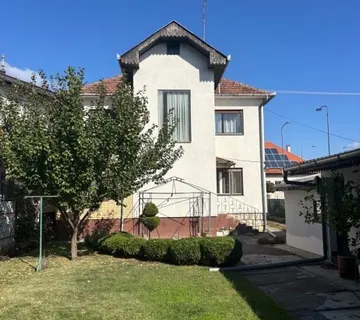 Kuća: Darda, centar, samostojeća katnica, 200.00 m2 (prodaja)