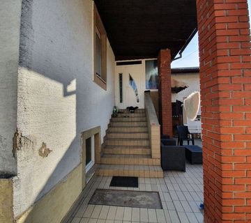 Kuća: Križevci, Smičklasova, samostojeća sa dvorišnom kućom (prodaja) - cover