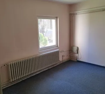 Kuća za radnike: Osijek, ind.zona, 180.00 m2 (prodaja)