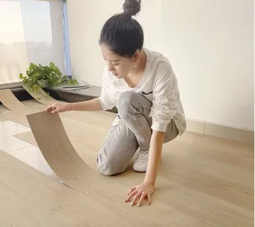 Samoljepljive podne obloge PVC - cover