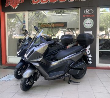 Kymco SKYTOWN 125 NOVO, GRATIS VJETROBRAN+KOFER 33 LIT, ISPORUKA ODMAH, 2024 god. - cover