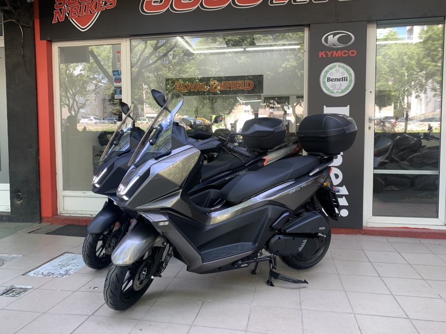 kymco-skytown-125-gratis-vjetrobran-koffer-33-lit-isoruka-odmah-slika-220683522