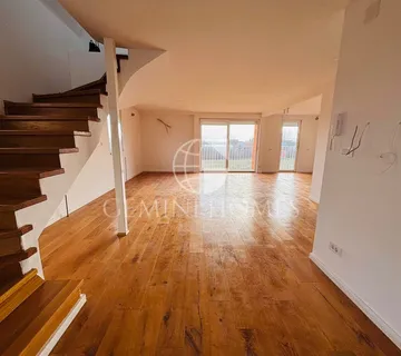 Dvoetažni četverosobni stan, 190 m² - BEZ PROVIZIJE - cover