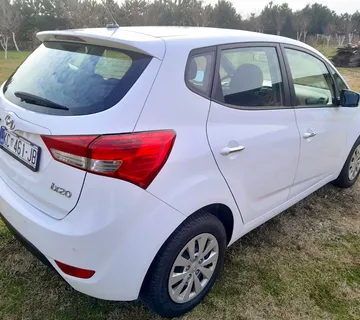 Očuvan automobil, reg. god. dana, potpuno ispravan i spreman za vožnju - cover