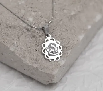 Zlatni privjesak Dreaming Angel - cover