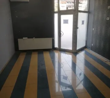 Poslovni prostor: Osijek, Divaltova, ulični lokal, 35 m2 - cover