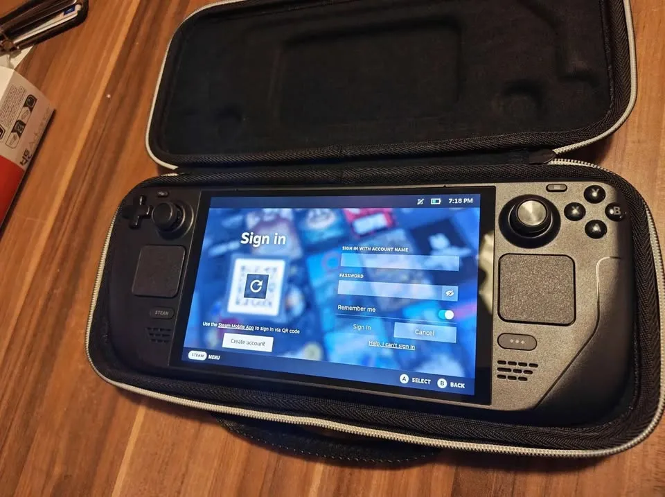 Valve Steam Deck OLED 512GB – NOVO, zapakirano! - cover