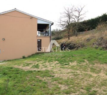 Kuća sa 2 stana i  panoramskim pogledom na Motovun - cover