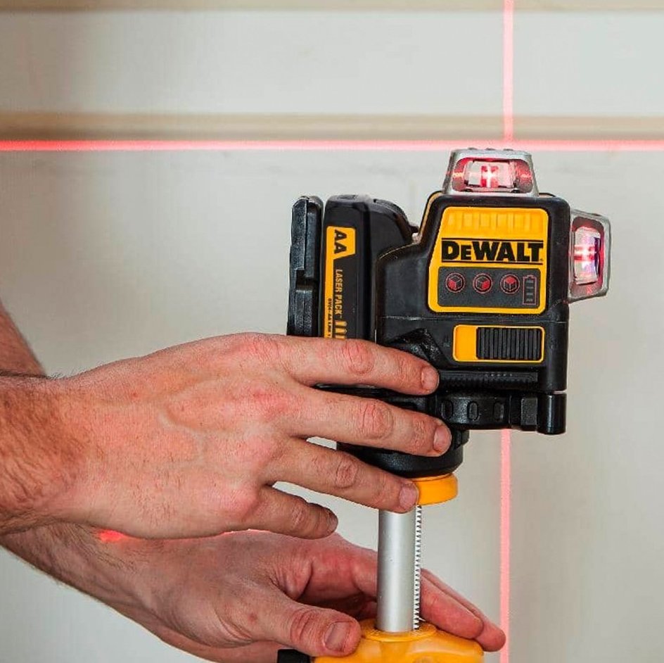 laser-dewalt-dce089lr-1