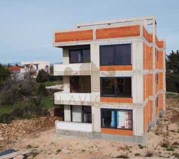 Luksuzni komforni apartman na 1.katu s vrtom - Kožino, Zadar - cover